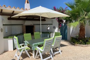 Location de villa avec piscine à Cala Blanca, Menorca