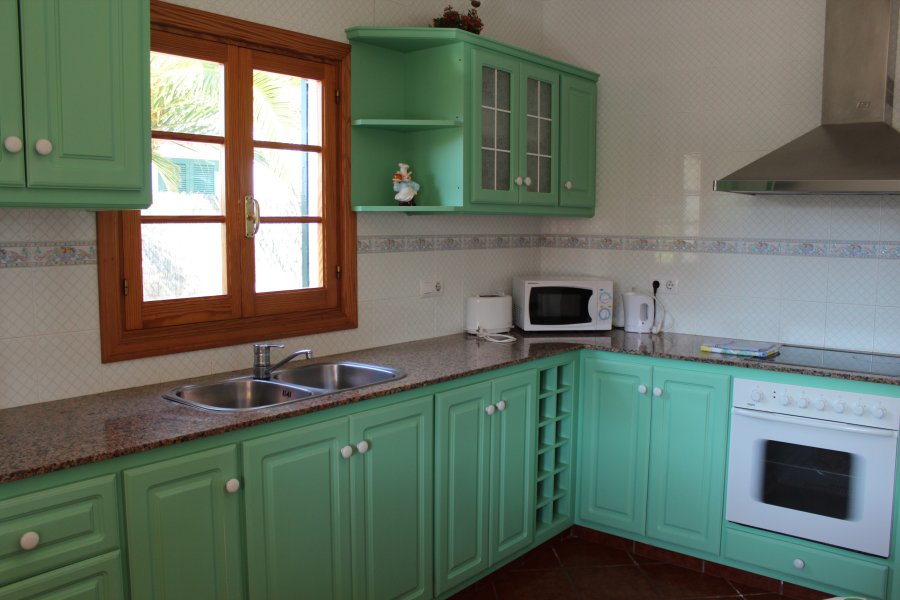 Villa tradicional con piscina en Cala Blanca, Menorca